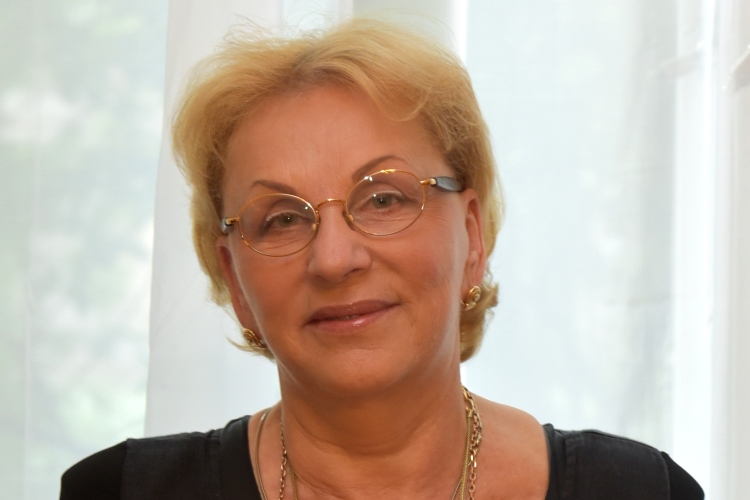 Profesore Ludmila Vīksna